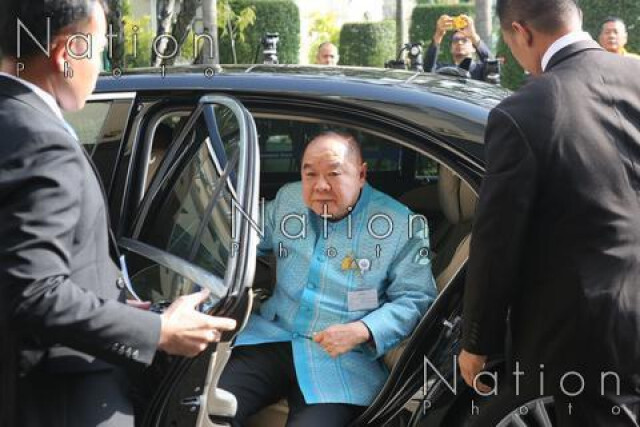 "ประวิตร" แสดงความเสียใจนักบินฝนหลวง เสียชีวิตจากอุบัติเหตุเครื่องบินตก