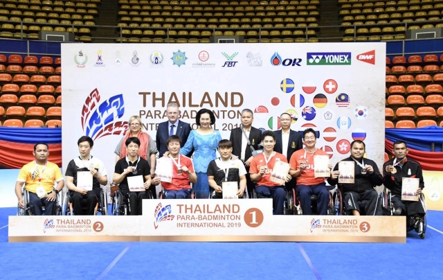 ประมวลภาพพิธีปิดการแข่งขันแบดมินตันคนพิการนานาชาติ