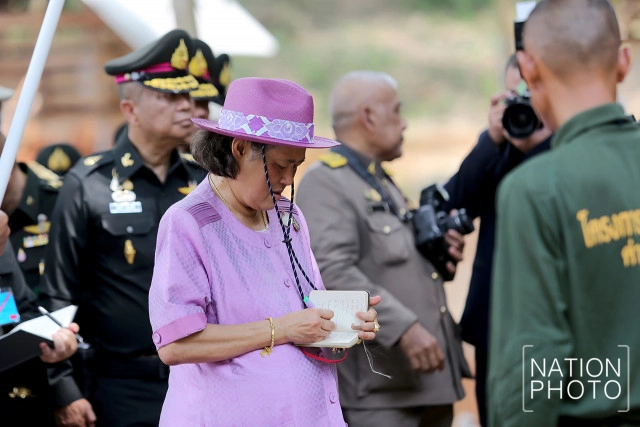 กรมสมเด็จพระเทพฯ เสด็จฯ มาปฎิบัติพระราชกรณียกิจภายในค่ายสิรินธร