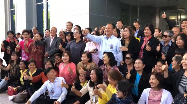 ครูลูกหนี้ 2,000 ราย เฮลั่น! ศาลพิพากษาชนะคดี ศธ. ปมหักเงินเดือนใช้หนี้