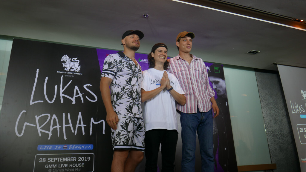 แอบดูรอยยิ้มหวานๆของ หนุ่มๆ "Lukas Graham" แอบดูรอยยิ้มหวานๆของ หนุ่มๆ "Lukas Graham"