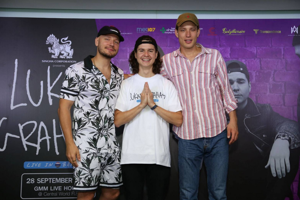 "Lukas Graham" ตื่นเต้นเยือนไทยอีกครั้ง พร้อมเปิดคอนเสิร์ตใหญ่เต็มรูปแบบ "Lukas Graham" ตื่นเต้นเยือนไทยอีกครั้ง พร้อมเปิดคอนเสิร์ตใหญ่เต็มรูปแบบ