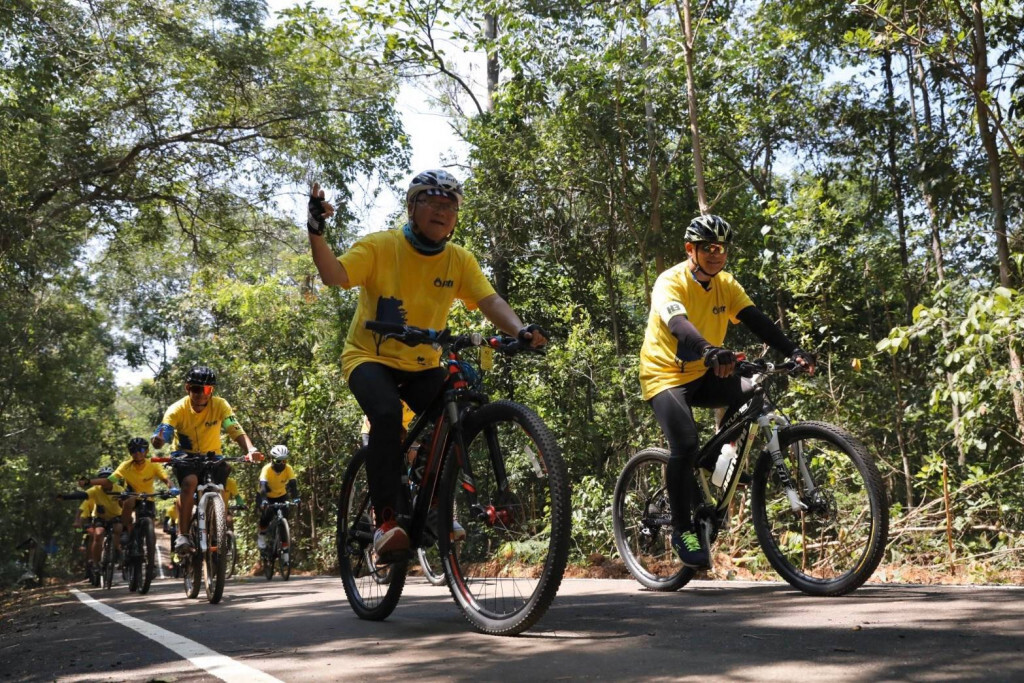 กลุ่ม ปตท.ร่วมเปิดเส้นทางจักรยานศึกษาธรรมชาติ เฉลิมพระเกียรติ ร.10