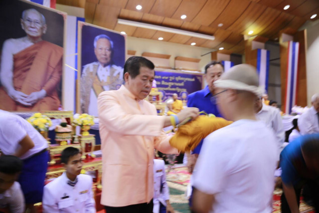 มท.2 ประธานในพิธีบำเพ็ญกุศลสตมวาร ครบ 100 วัน ถึงแก่อสัญกรรม พลเอกเปรม ติณสูลานนท์