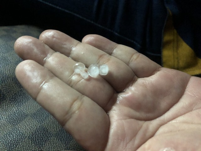 พายุฝนถล่มกรุงเทพฯ ลูกเห็บตกเขตราชเทวี-พญาไท