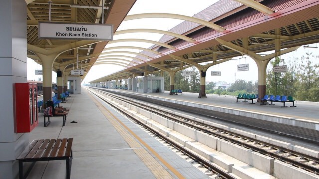 เห็นด้วยไหม? สถานีรถไฟให้เข้าเฉพาะผู้ที่มี "ตั๋วโดยสาร"
