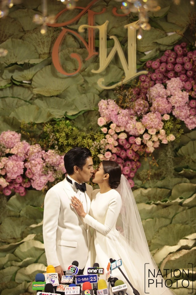 แต่งแล้วจ้า "ใบเตย อาร์สยาม แมน พัฒนพล"