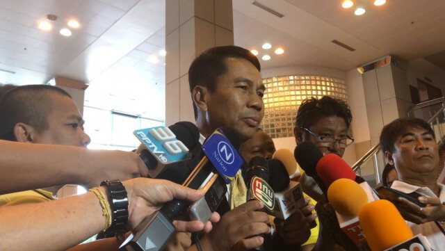 "พรรคฝ่ายค้าน" จ่อเอาผิด "รัฐบาล" ปมไม่หนุนศึกษาแก้รธน.