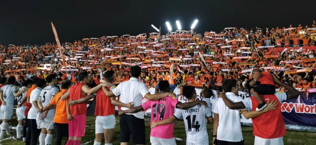 "กูปรีอันตราย"  สู้ด้วยแรงใจผู้เล่นคนที่ 12