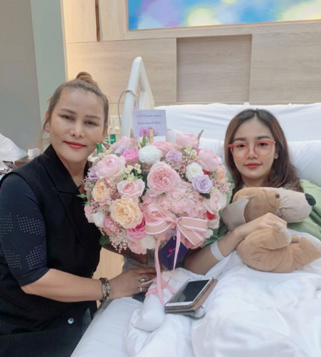"กระแต อาร์สยาม" เผยทุกความจริง! หลังถูกชาวเน็ตดราม่า จวกเข้ารพ.ซิลีโคนแตก