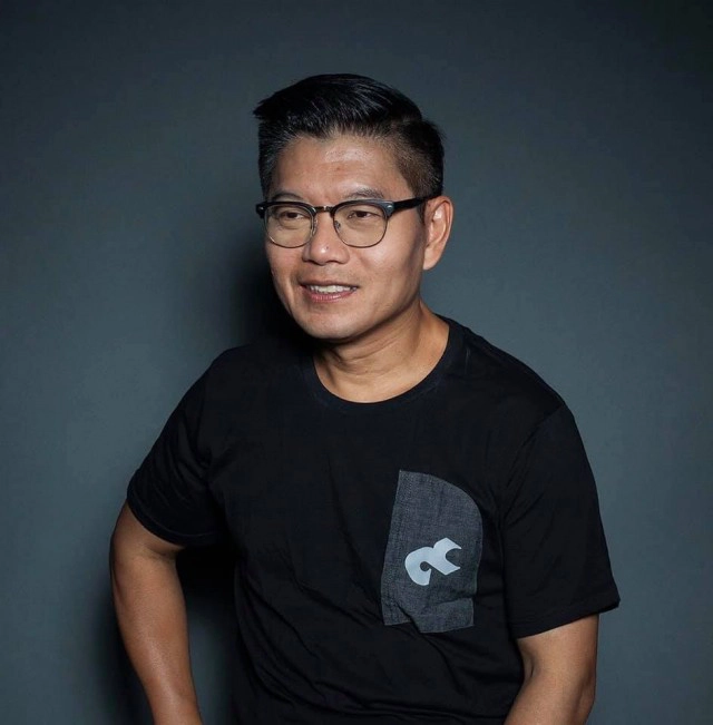 "กนก" ชี้ "คณากร" อย่าคิดเป็นผู้พิพากษาอีกเลย..ในชาตินี้