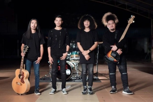 "นักร้องนำวง L.ก.ฮ." เปิดตัวคบ "ลำไย ไหทองคำ" เป็นแฟนมา 4 ปี