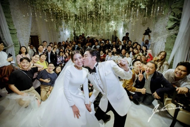 ส่อง! 7 ชุด7สไตล์เจ้าสาว "ใบเตย อาร์สยาม"