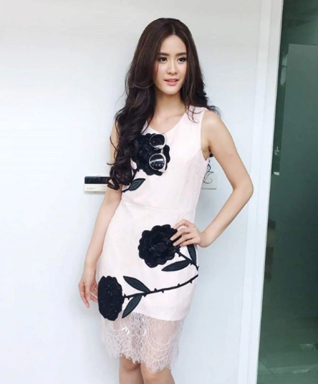 "เป้ อารักษ์" เผยตอนนี้มีคนคุย ยันสถานะ "แพรว เฌอมาวีร์" แค่พี่น้อง