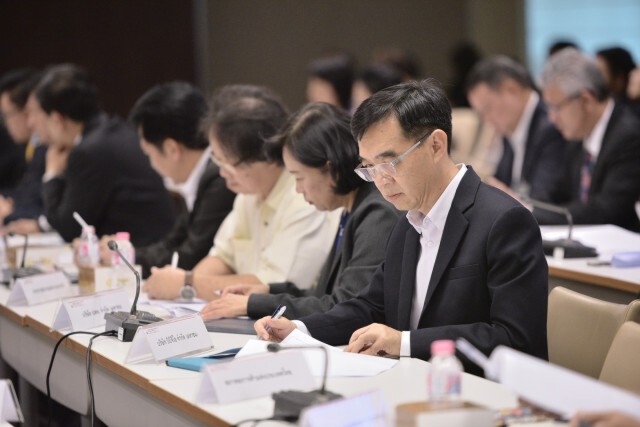 พลังงานระดมสมองผุดแผนโรงไฟฟ้าชุมชนเพิ่มรายได้ ศก.ฐานราก