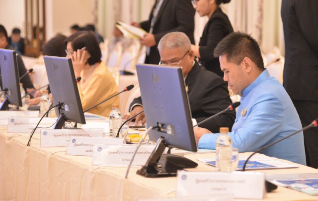 ครม.เศรษฐกิจ ยังหวัง "จุรินทร์" หาคิวว่างร่วมประชุม