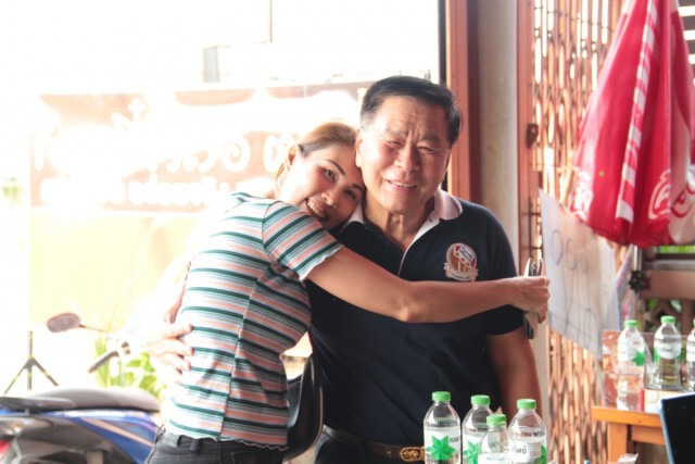 "เสรีพิศุทธ์" ฝากลาวัลย์ ให้เป็นส.ส.นครปฐม จะร่วมแก้ราคาพืชผล