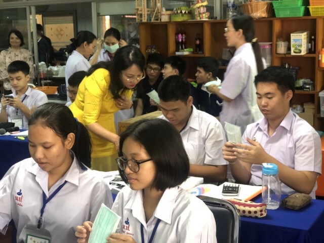 สพฐ. ชื่นชม นักเรียนเข้าค่าย 1 สอวน. เรียนรู้เคมี เชื่อมโยงความรู้สู่ชีวิตประจำวัน อย่างมีความสุข