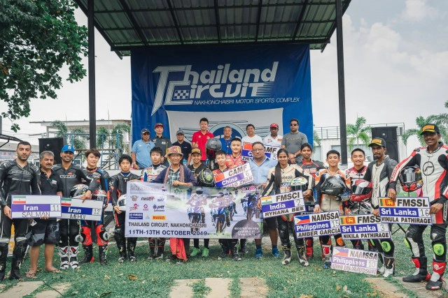 R2M Power Girls ส่ง2นักบิดดวลความเร็ว FIM ASIA CUP OF ROAD