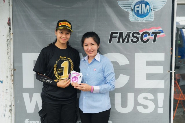 R2M Power Girls ส่ง2นักบิดดวลความเร็ว FIM ASIA CUP OF ROAD