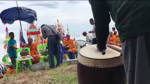 ลากเรือพระทางน้ำ..สืบสานเพลงเรือแหลมโพธิ์