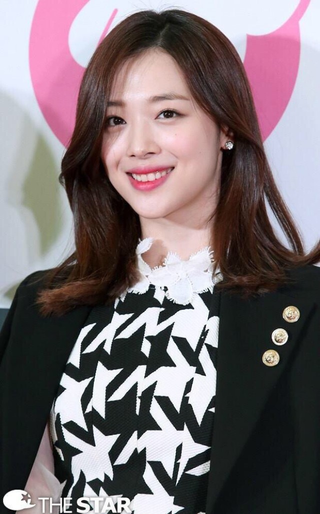 ลือ! "ซอลลี่" วงf(x)  เสียชีวิต