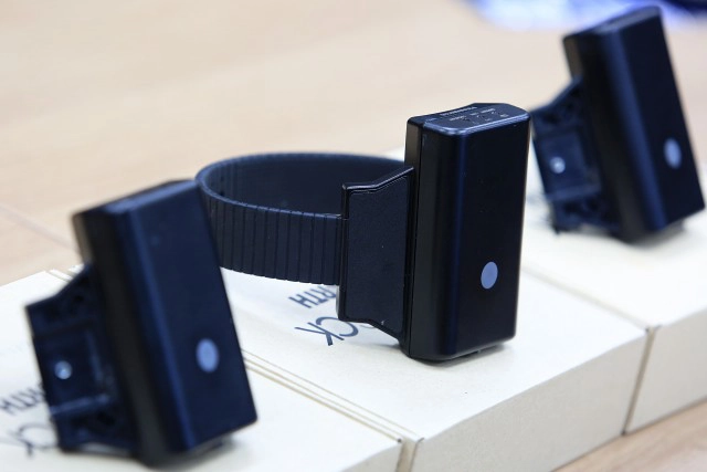 "ศาลยุติธรรม" ย้ำยังใช้ "กำไลข้อเท้า EM" ให้ประกันตัวได้