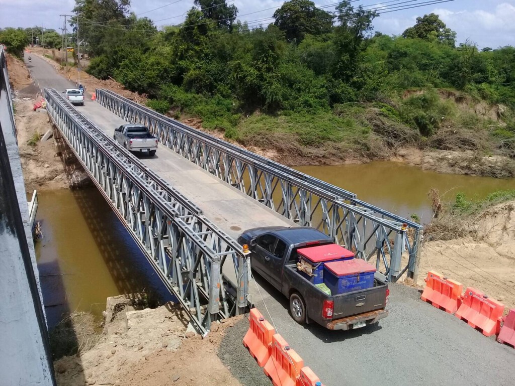 เปิดใช้แล้ว! สะพานเบลี่ย์บริเวณสะพานห้วยถ่ม จ.อำนาจเจริญ เปิดใช้แล้ว! สะพานเบลี่ย์บริเวณสะพานห้วยถ่ม จ.อำนาจเจริญ