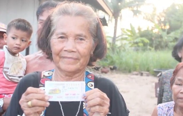 ป้าถูกหวย 12 ล้านเผยเเล้วเพราะอะไร