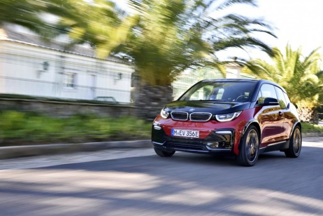 BMW i3s รถ EV ไฟฟ้า 100% ราคา 3.73 ล้าน จำกัดเพียง 7 คันเท่านั้น!