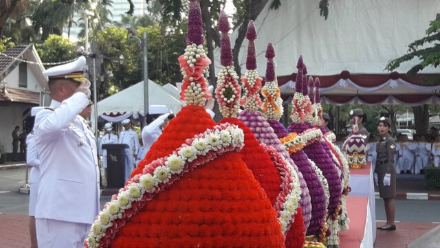 ผบ.ตร. พร้อมข้าราชการตำรวจ สักการะพระบรมราชานุสาวรีย์รัชกาลที่ 4 เนื่อง "วันตำรวจ"