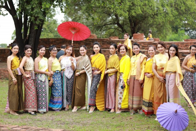 กลุ่มคนรักผ้าไทยโบราณ พลิกฟื้นกรุงศรีอยุธยา ให้กลับมามีชีวิต