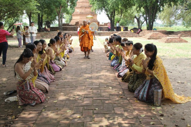 กลุ่มคนรักผ้าไทยโบราณ พลิกฟื้นกรุงศรีอยุธยา ให้กลับมามีชีวิต
