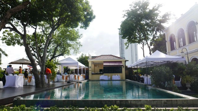 ลิ้มลองรสชาติ อาหารไทยโบราณ ตามยุคสมัยต่างๆ ในบรรยากาศริมน้ำเจ้าพระยา