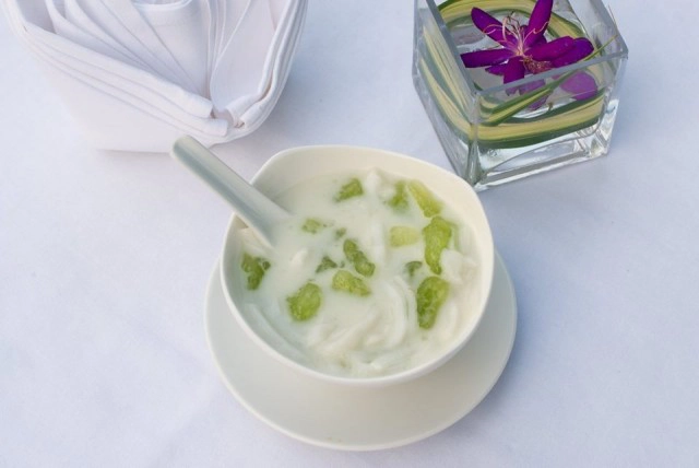 ลิ้มลองรสชาติ อาหารไทยโบราณ ตามยุคสมัยต่างๆ ในบรรยากาศริมน้ำเจ้าพระยา