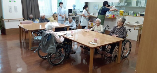 "คนทำงานต้องมีความสุขก่อน" หัวใจการบริบาลของผู้สูงอายุญี่ปุ่น