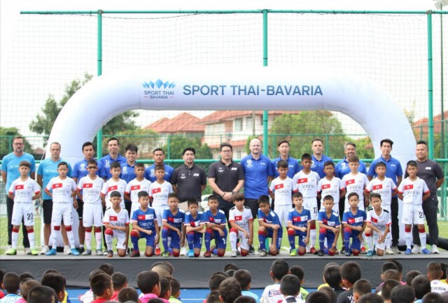 เยาวชนครึ่งพันแห่ทดสอบฝีเท้า STB Academy ปี 2