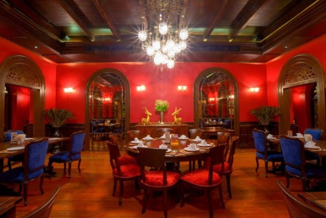 ลิ้มลองรสชาติ อาหารไทยโบราณ ตามยุคสมัยต่างๆ ในบรรยากาศริมน้ำเจ้าพระยา