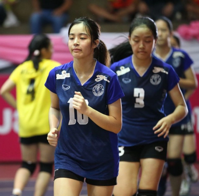 น่ารักสดใส!! นางฟ้าวอลเลย์บอลสาววัย 16 ปี