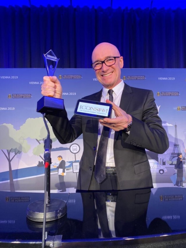 น้ำพุเต้นระบำ "ไอคอนสยาม" ชนะเลิศ Gold STEVIE Awards 2019