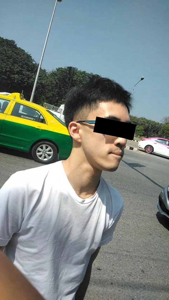 เปิดอีกมุม "หนุ่มแว่นหัวร้อน" ออกมาด่าเเละกระโดดขึ้นรถอย่างไว