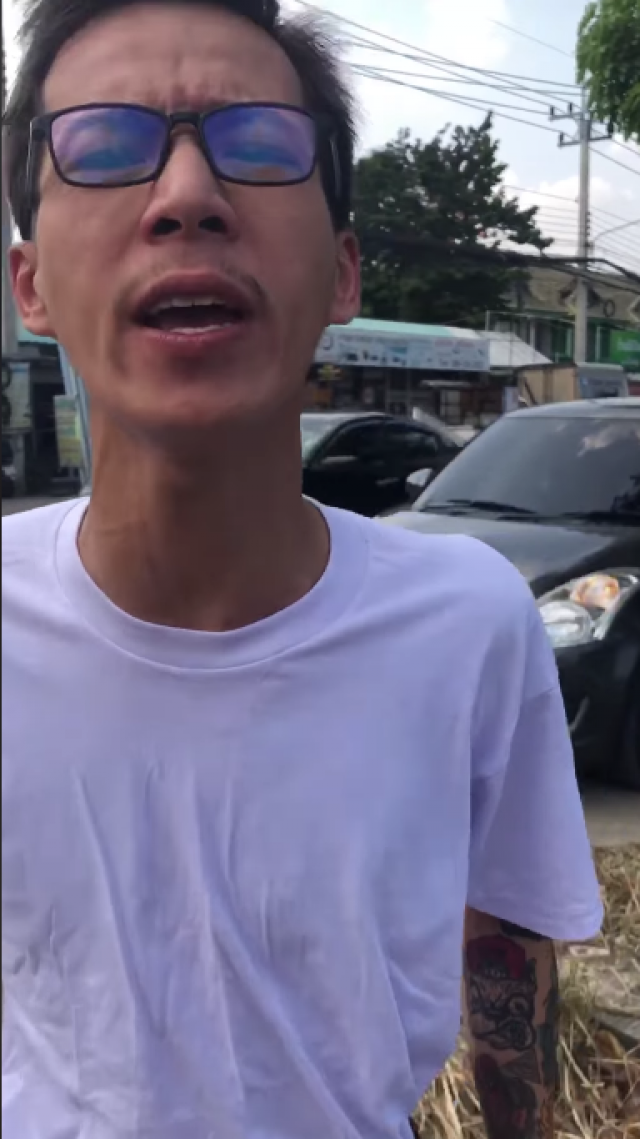 ชาวเน็ตแห่แชร์! คลิปเลียนแบบ หนุ่มแว่นหัวร้อน นักเรียนนอก