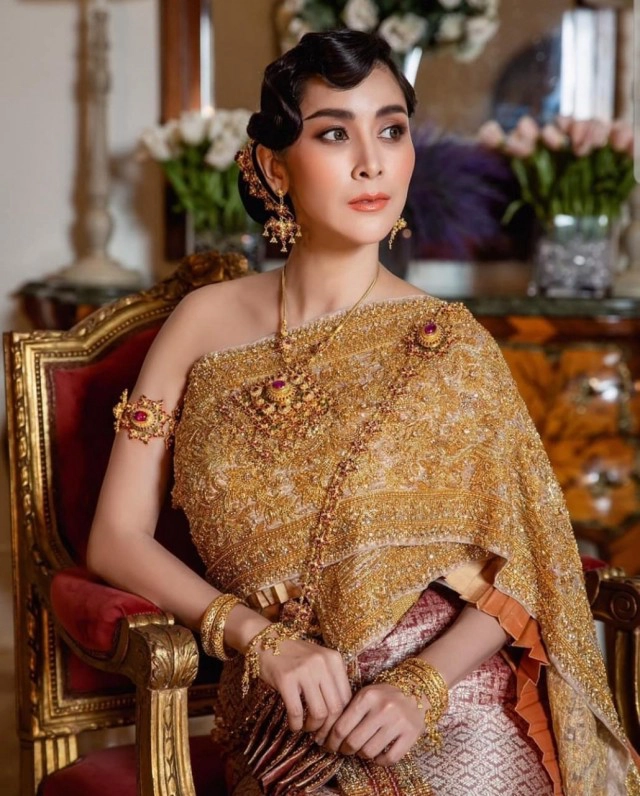 ใหม่ สุคนธวา เปิดภาพพรีเวดดิ้ง