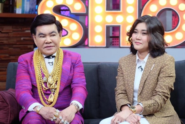 เปิดใจนักร้องลูกทุ่ง "ศรเทพ ศรทอง" จากไม่มีจะกินสู่เจ้าของโรงงาน