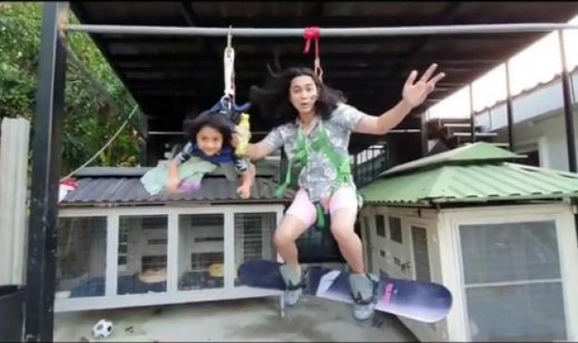 เปิดภาพรีวิวสินค้าของ เเน็ก ชาลี - อาเธอร์