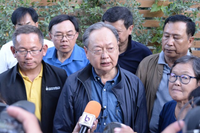 'สนธิรัตน์' หนุนโมเดลศูนย์เทคโนโลยีการเกษตร-พลังงานทางเลือก
