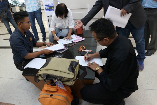 อดีตผู้สมัคร ส.ส. อนค. เกือบ 100 คน ยื่นใบลาออกการเป็นสมาชิกพรรค