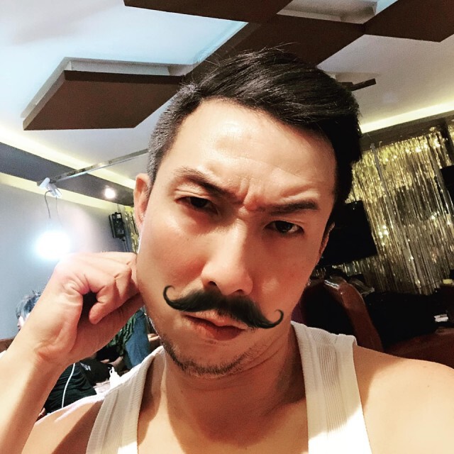 โจอี้ บอย ชวนเก็บขยะ ลอกท่อ เพื่อเป็นการขอขมาพระแม่คงคา