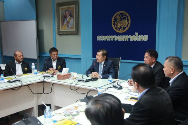 อบต.ทั่วประเทศร่วมหนุน "นิพนธ์" ขับเคลื่อนสร้างชุมชน ตำบลขับขี่ปลอดภัยทั่วไทย