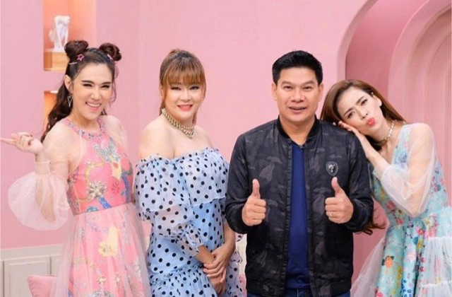 'นุ้ย เชิญยิ้ม' เผยวินาทีลูกชายเดินมาบอกผมเป็นเกย์